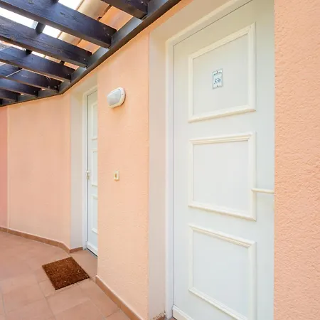 Résidence Le Hameau De Cap Esterel - Maeva - 2 Pièces 5 Personnes - Confort Mae-1127 Appartement